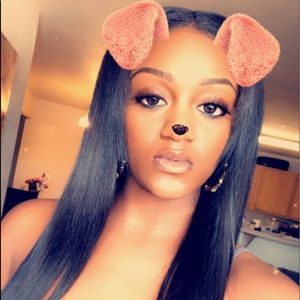 Meet your Posher, Shae